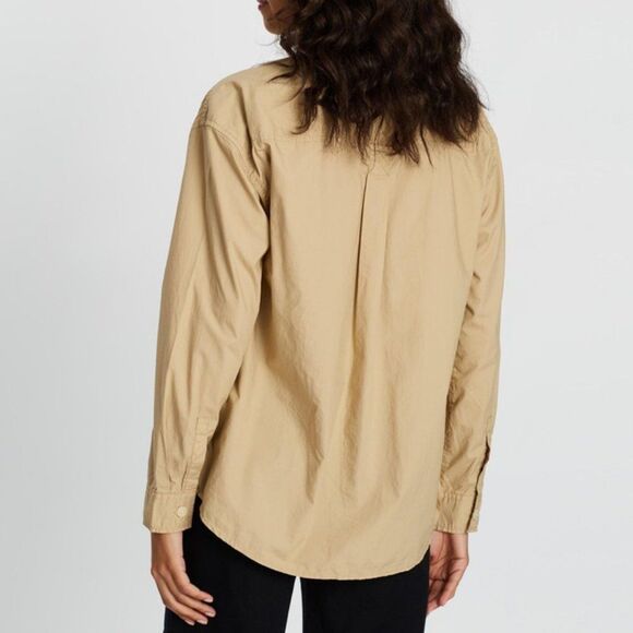 Khaki GAP Relaxed Long Sleeve Button-Front Collared Shirt (NWT) - Picture 6 of 6